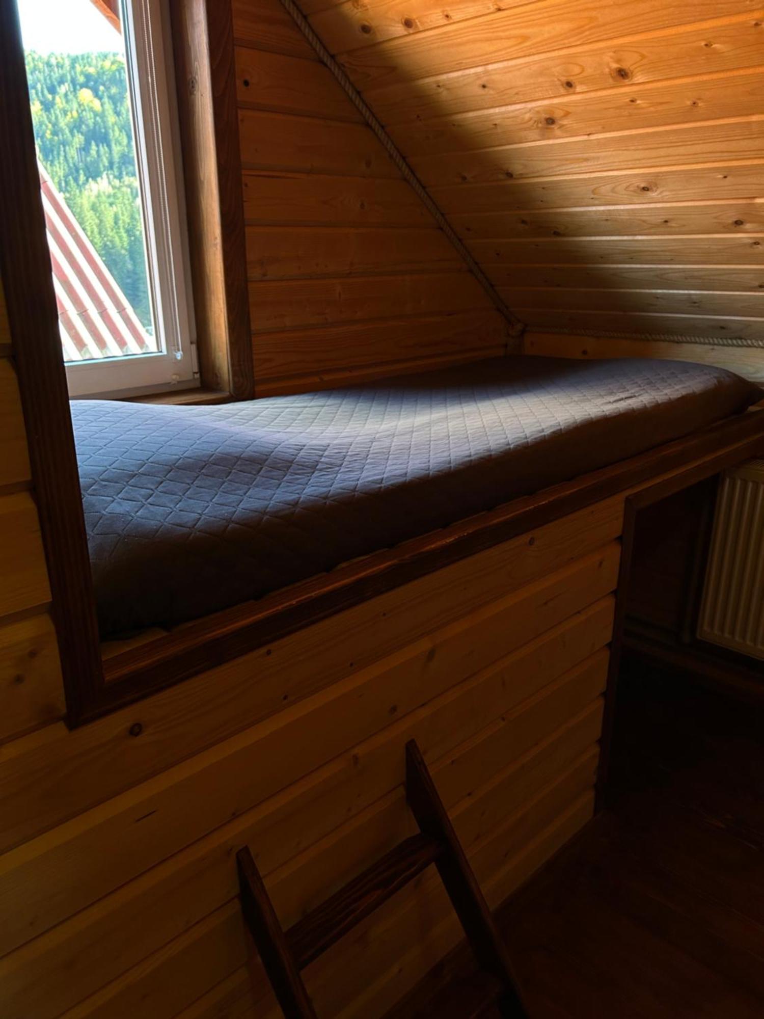 Guest House Kaspiy Bukovel Bagian luar foto