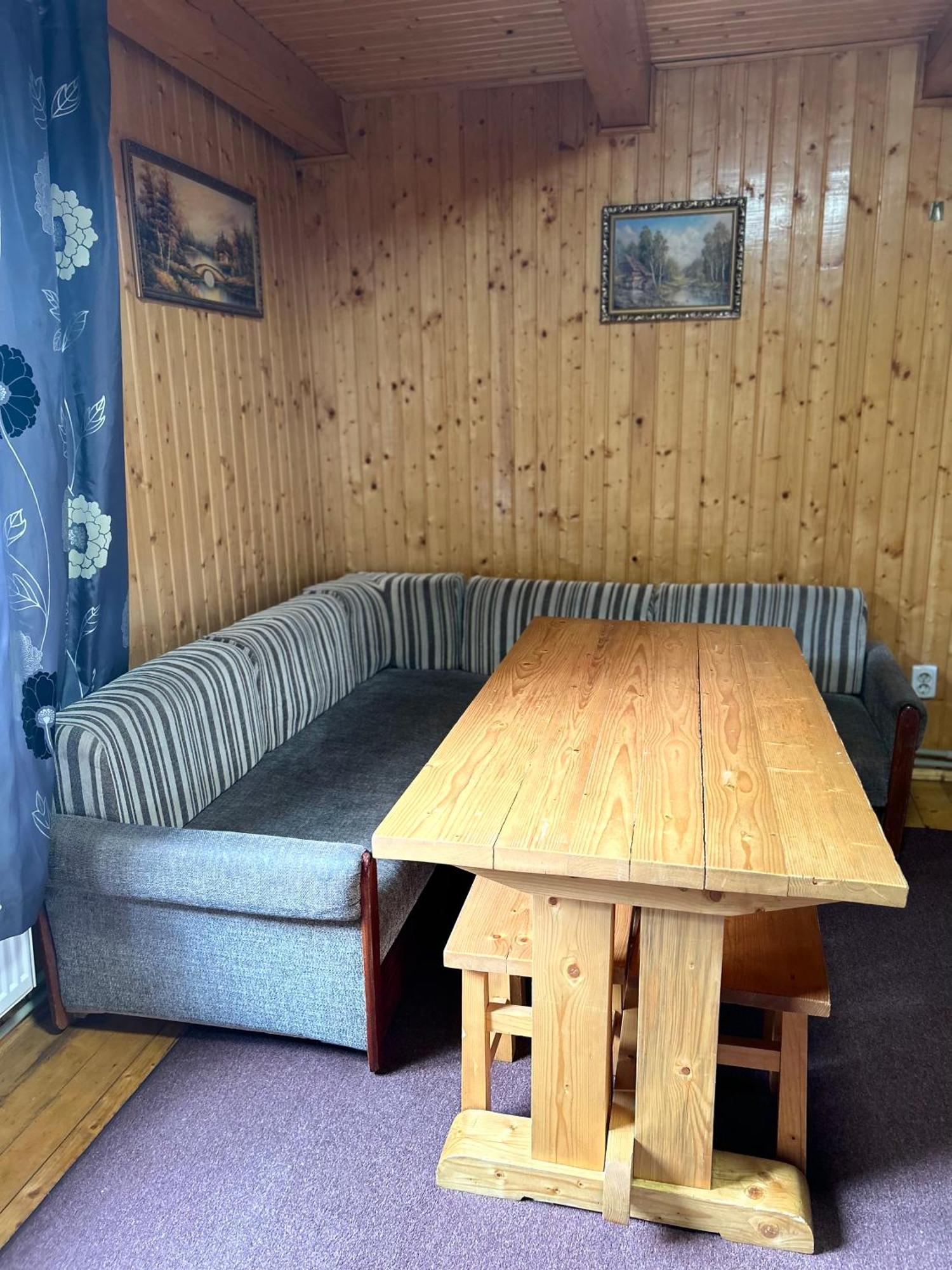 Guest House Kaspiy Bukovel Bagian luar foto